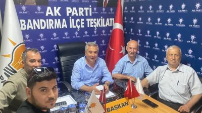 AK Parti Bandırma İlçe Başkanlığı, Göksel Karlahan başkanlığında haftalık olağan