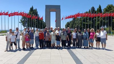 Esnaf ve Sanatkarlar Odası üyesi bir grup vatandaş Çanakkale gezisine