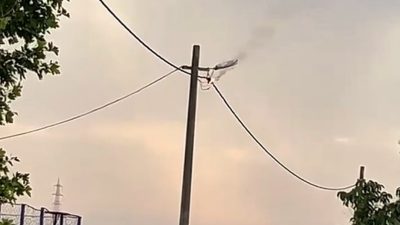 Doğanpınar Mahallesi’nde sabah saatlerinde elektrik hattında meydana gelen arıza mahalle