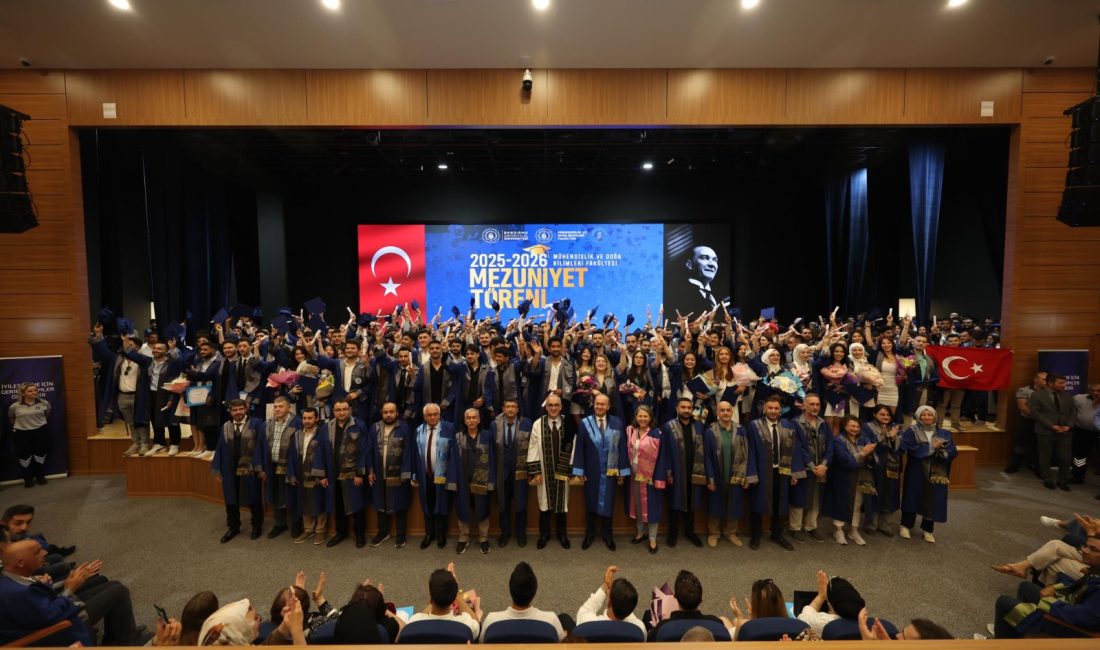Mühendislik ve Doğa Bilimleri Fakültesi mezuniyet töreni Mehmet Akif Ersoy