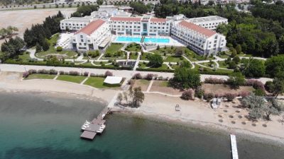 Okulların tatile girmesiyle birlikte iç turizmin en önemli merkezlerinden olan