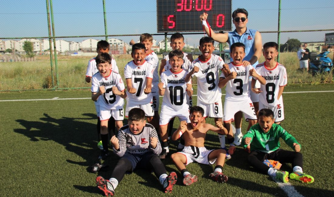 Bandırmagücü 5-0 Bandırmaspor U11 Ligi Marmara A Ğrubu ikincisini belirlemek