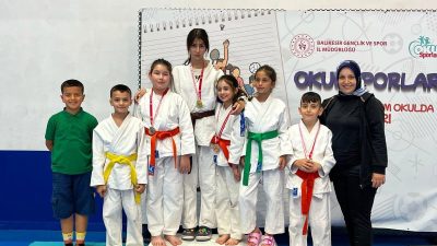 Balıkesir’de düzenlenen Yıldızlar Judo İl Seçmelerinde il birincisi olan Gönen