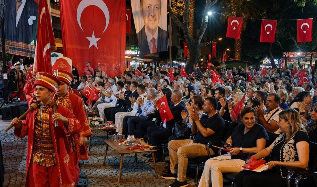 15 Temmuz’un yıl dönümünde Erdek’te anlamlı buluşma Cumhuriyet Meydanı’nda gerçekleştirilen 15 Temmuz Demokrasi ve Millî Birlik Günü