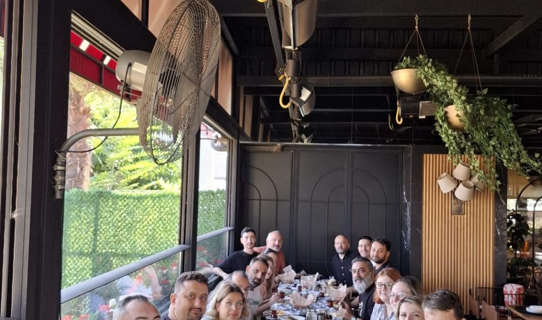 Bandırma’da düzenlenen mesleki istişare toplantısında veteriner hekimlik mesleğinin güncel durumu,