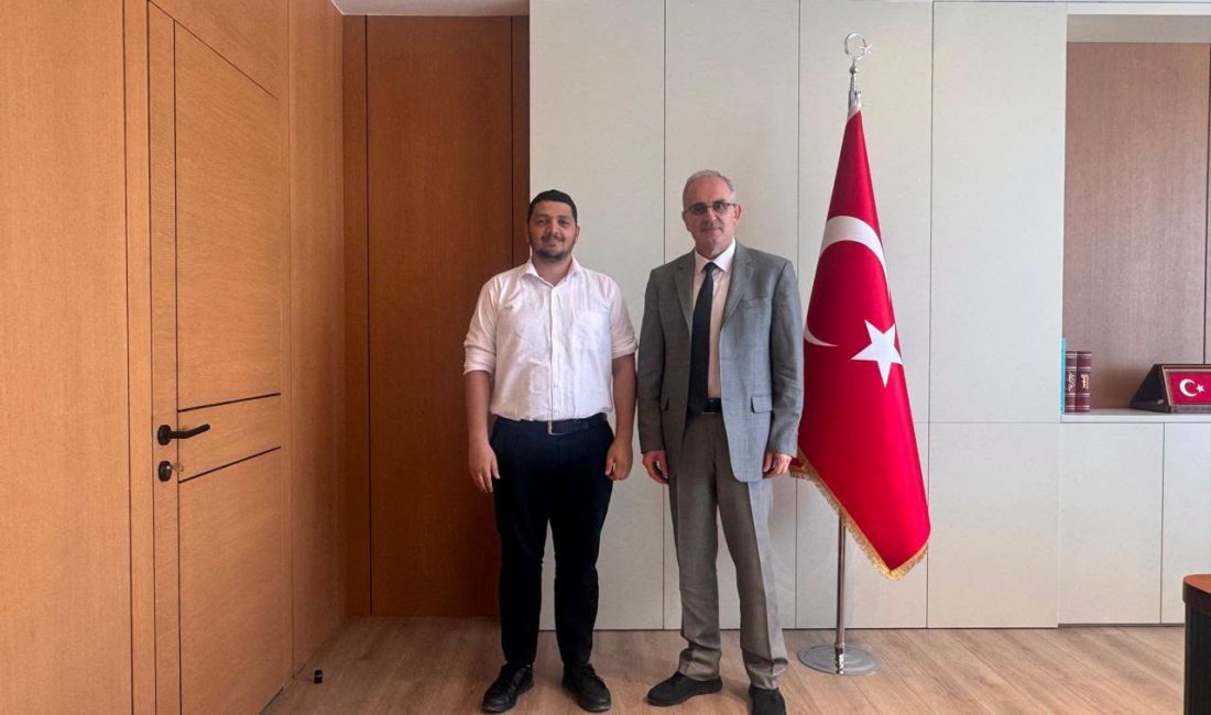 Bandırma Onyedi Eylül Üniversitesinde doktora eğitimini başarıyla tamamlayan Azerbaycanlı mezun