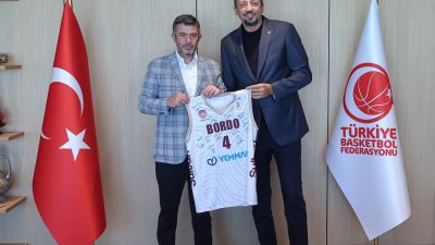 Türkiye Basketbol Federasyonu Başkanı Hidayet Türkoğlu ile görüşen Bordo Sportif