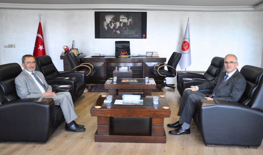 Bandırma Onyedi Eylül Üniversitesi Rektörü Prof. Dr. İsmail Boz, Balıkesir