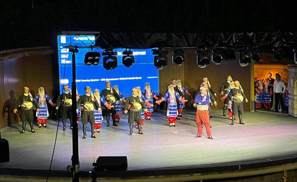 BAÜN’den Halk oyunlarında Türkiye ikinciliği ve üçüncülüğü Balıkesir Üniversitesi Türk Halk Oyunları Topluluğu, Türkiye Üniversite Sporları Federasyonu