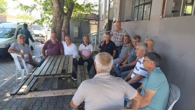 Susurluk’ta Gebze-Orhangazi-İzmir Otoyolu üzerinde gerçekleştirilen farkındalık çalışmasında sürücülere trafik kurallarına