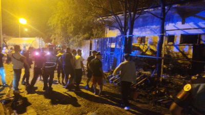 Avşa Adası’nda bir depoda çıkan yangın, itfaiye ekiplerinin üdahalesiyle büyümeden
