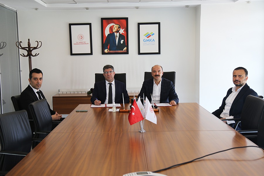 Bandırma’da Bağımlılıkla Mücadelede Kurumlar Ortak Eğitimde Buluştu Güney Marmara Kalkınma Ajansının teknik desteğiyle uygulanacak proje kapsamında Bandırma’da