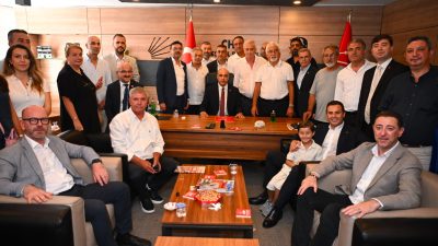 Cumhuriyet Halk Partisi Balıkesir İl Başkanlığı’na atanan Dr. Fikret Şahin,