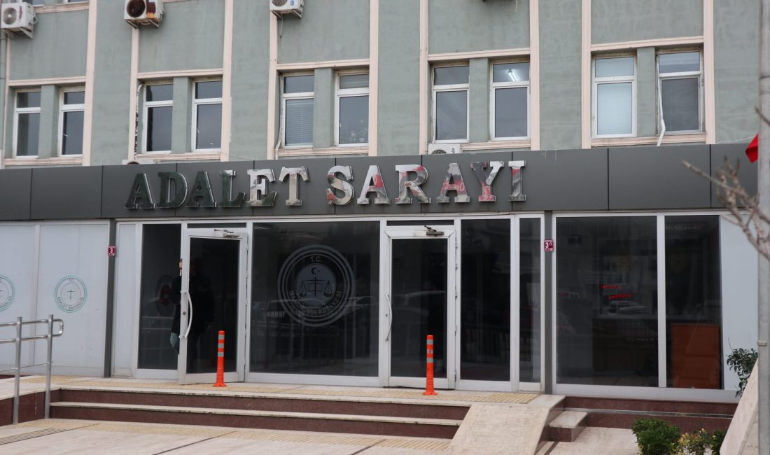 Bandırma’da cinsel saldırı davası bilirkişi raporu nedeniyle ertelendi İki Bandırma Onyedi Eylül Üniversitesi Meslek Yüksekokulu öğrencisinin yargılandığı davada
