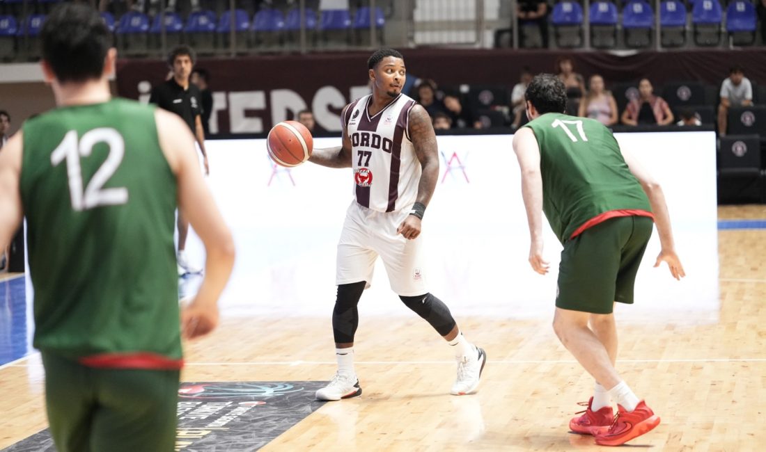 Bordo Bandırma Basketbol’dan ilk hazırlık maçında farklı galibiyet Yeni sezon çalışmalarını sürdüren Pizza Bulls Bordo Bandırma Basketbol, hazırlık