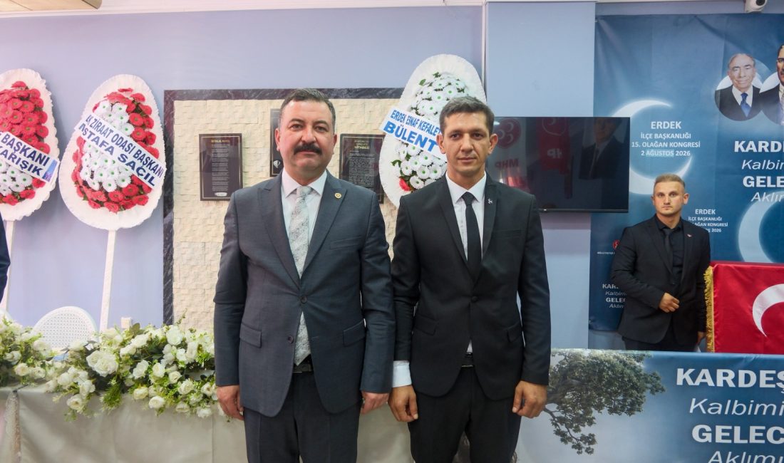 MHP Erdek’te bayrak değişimi Olağan Erdek İlçe Kongresi’nde tek listeyle yapılan seçim sonucunda Özhan