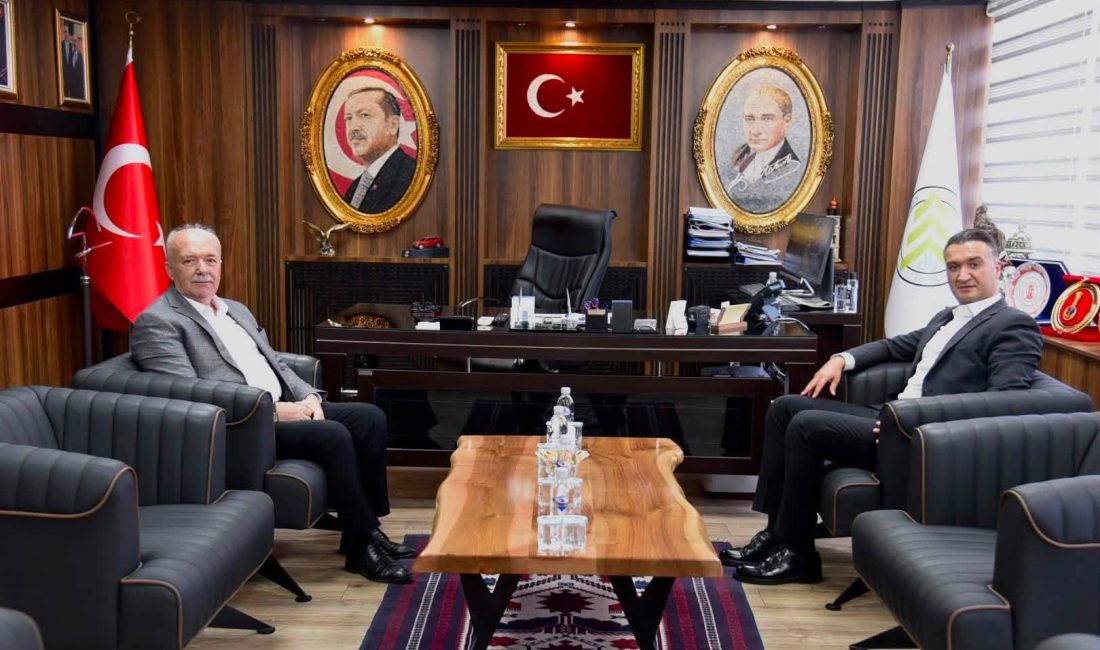 Bahçavan Yeni Kaymakam Ayyıldız ile bir araya geldi Belediye Başkanı Ramazan Bahçavan, ilçeye yönelik hizmetlerin kamu kurumlarının ortak