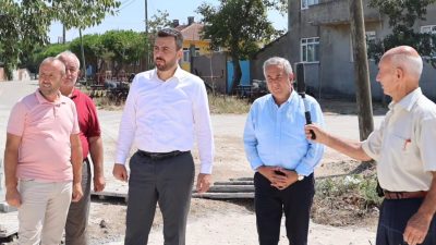 Balıkesir Valiliğinin desteğiyle sürdürülen parke taşı çalışmalarını inceleyen AK Parti
