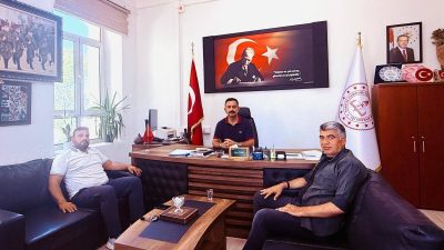 Erdek İlçe Milli Eğitim Müdürlüğü’nde şube müdürlüğü görevlerine atanan Tarkan