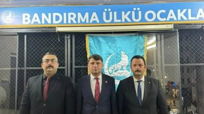 İlçe başkanlığında gerçekleşen değişiklikle Osman Aktaş yeni başkan olurken, görevi