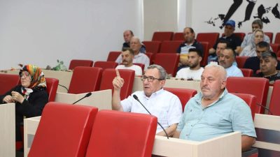 Gönen Belediye Başkanı İbrahim Palaz, pazarcı esnafıyla gerçekleştirdiği toplantıda Kapalı