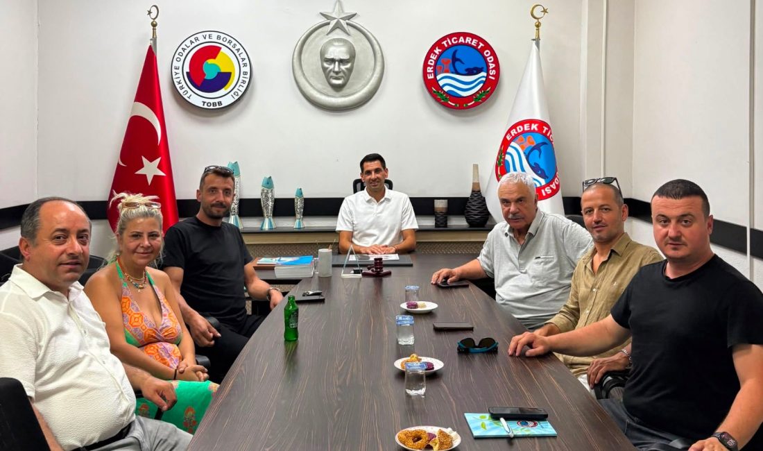 Halil Ergün ve Film Ekibi Erdek’te proje görüşmesi gerçekleştirdi Erdek’te çekilmesi planlanan film projesi kapsamında ilçeyi ziyaret eden sinema