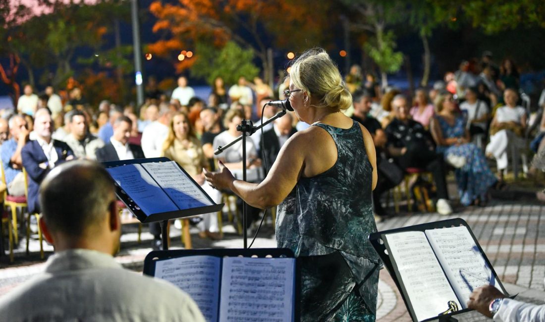 Marmara Adası’nda bu yıl beşincisi düzenlenen Marmara Edebiyat Festivali, yazar,
