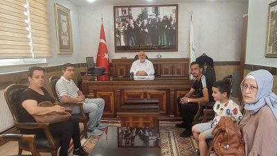 Bandırma’da DMD ile mücadele eden çocukların aileleriyle gerçekleştirilen görüşmede, hastalığa