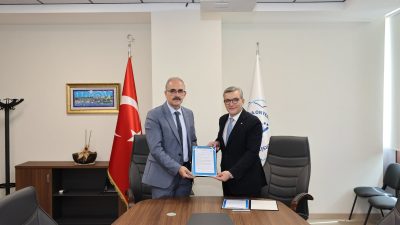 Üniversite-sanayi ilişkilerinin geliştirilmesini hedefleyen anlaşmayla eğitim ve sertifika programlarından sektör