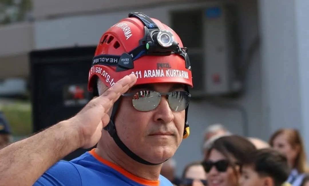 911 Arama Kurtarma Derneği Başkanı Mustafa Gürsoy, Marmara Depremi’nin ardından