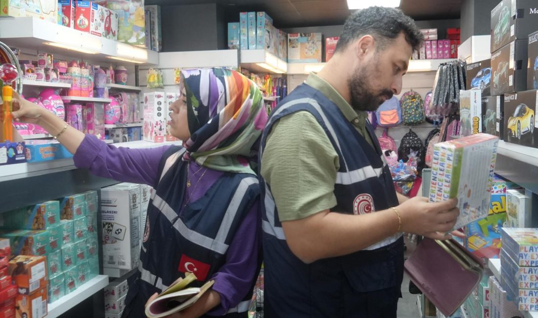 Balıkesir’de kırtasiyeler denetleniyor Balıkesir Ticaret İl Müdürlüğü ekipleri, yeni eğitim öğretim yılı öncesi