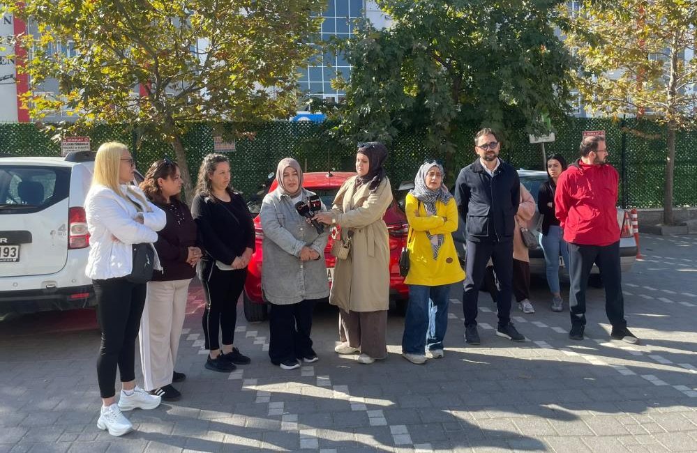 Balıkesir’de bir ilkokulda akran zorbalığı yaşandığını belirten veliler, duruma tepki