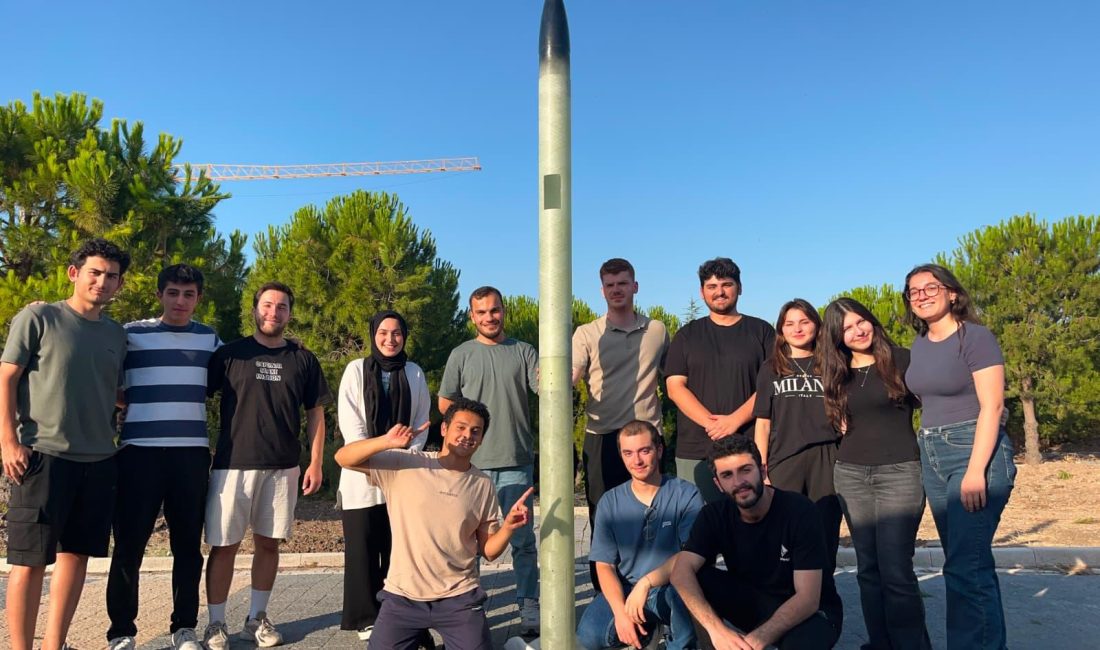 Bandırma Onyedi Eylül Üniversitesi’nin iki öğrenci takımı, havacılık ve uzay