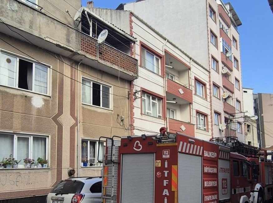 Susurluk’ta şofben yangını Susurluk’ta bir evde şofbenden çıkan yangında, uykuda olan ve yoğun