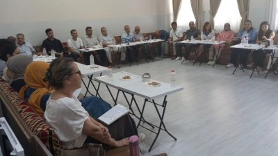 2026-2027 eğitim öğretim dönemine yönelik hazırlıkların değerlendirildiği toplantıda, okullarda eğitim