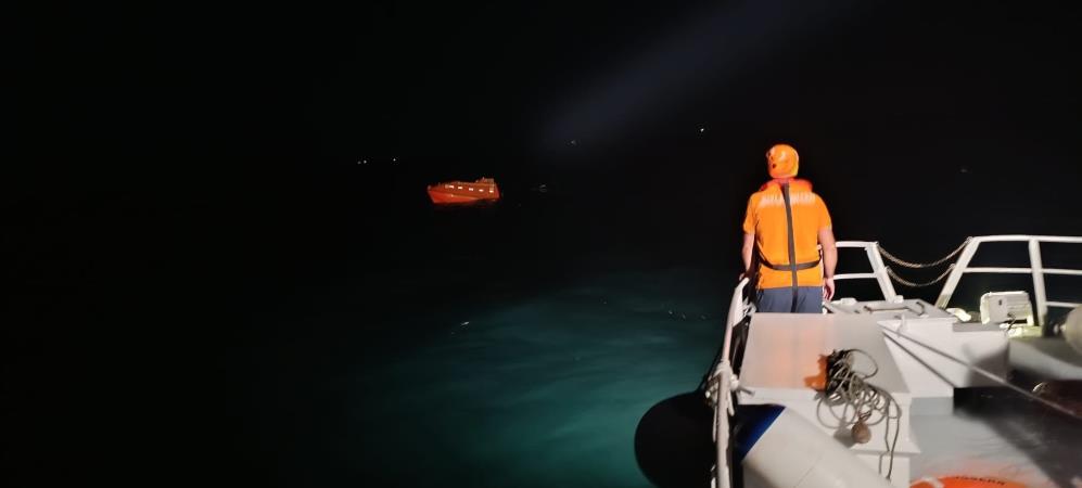 Denizcilik Genel Müdürlüğü, Silivri açıklarında çarpışan iki gemiye ilişkin açıklama yaptı Denizcilik Genel Müdürlüğü’nce Silivri açıklarında çarpışan iki gemiye ilişkin yapılan
