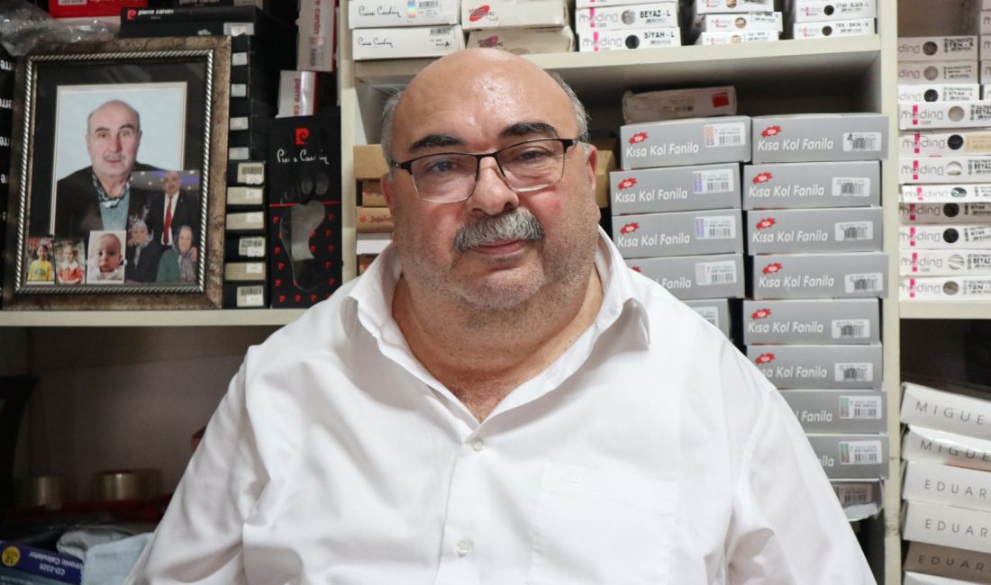 Bandırma Manifatura, Tuhafiye ve Kırtasiyeciler Odası Başkanı Adnan Gemici, yaz