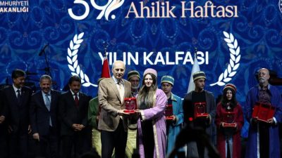 Balıkesir’de 3,5 yıldır babasının yanında oto boya sektöründe çalışan 20