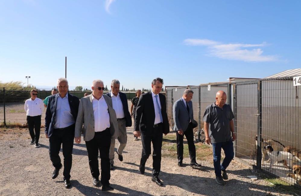Kaymakam Zafer Engin, Sokak Hayvanları Bakım ve Rehabilitasyon Merkezi’ni ziyaret etti Edremit Kaymakamı Zafer Engin, Çıkrıkçı Sokak Hayvanları Bakım ve Rehabilitasyon