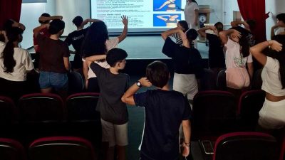 Erdek’te gerçekleştirilen eğitimde sporculara ısınmadan egzersiz seçimine, sakatlık risklerinden müsabaka