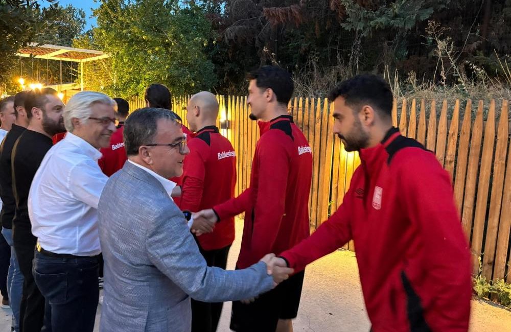 Başkan Hakan Şehirli’den Balıkesirspor’a tam destek TFF 3. Lig’de yeni sezonun ilk haftasında 6 Eylül Pazar