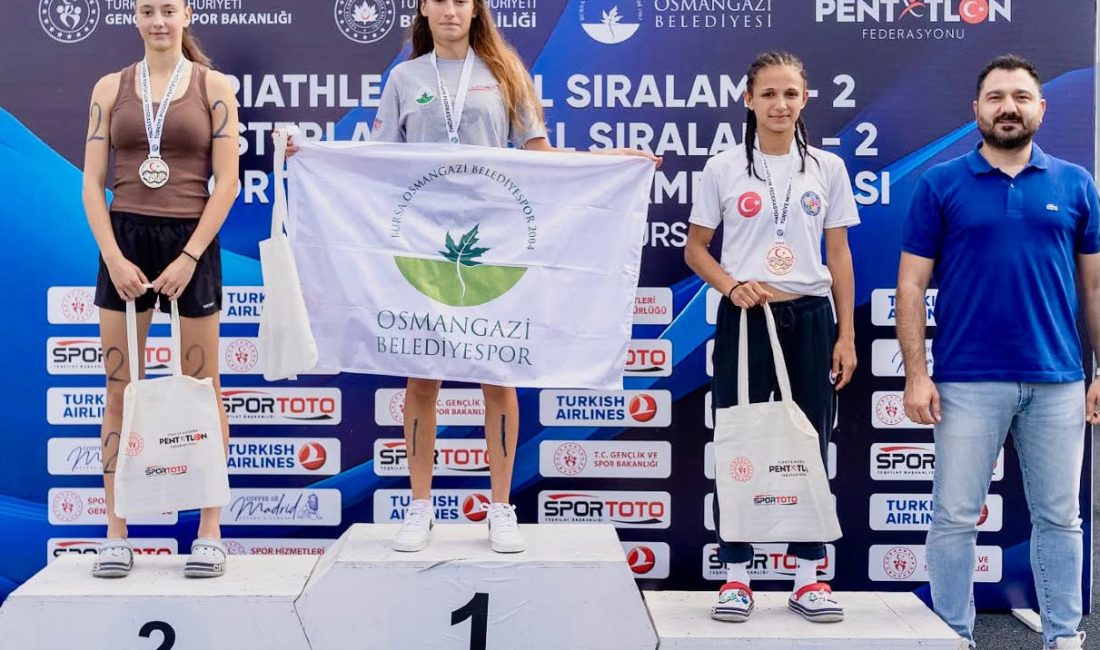 Bandırma’nın genç sporcularından Triathle dereceleri Triathle organizasyonunun ikinci gününde U15 ve U17 kategorilerinde yarışan Bandırma