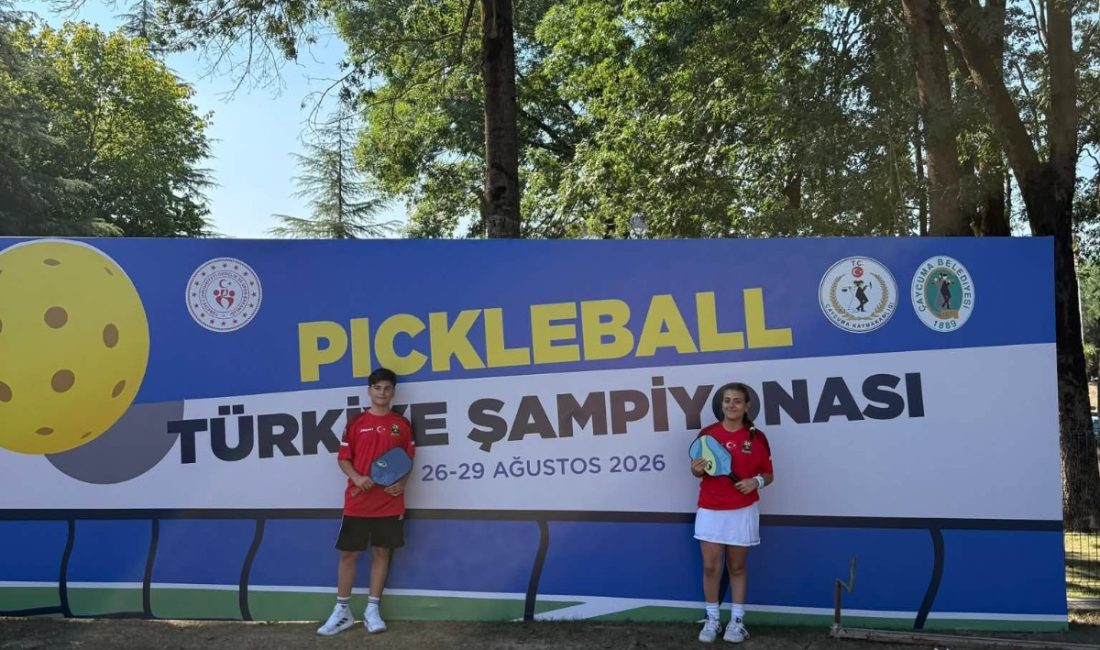 Eskişehir ve Zonguldak’ta düzenlenen pickleball organizasyonlarında mücadele eden Gönen Uğur