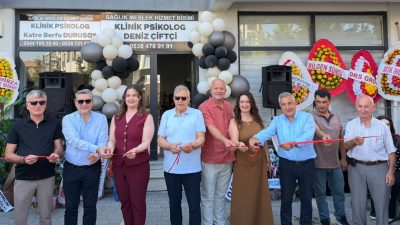 Klinik psikolog Katre Berfu Durusoy ve klinik psikolog Deniz Çiftçi