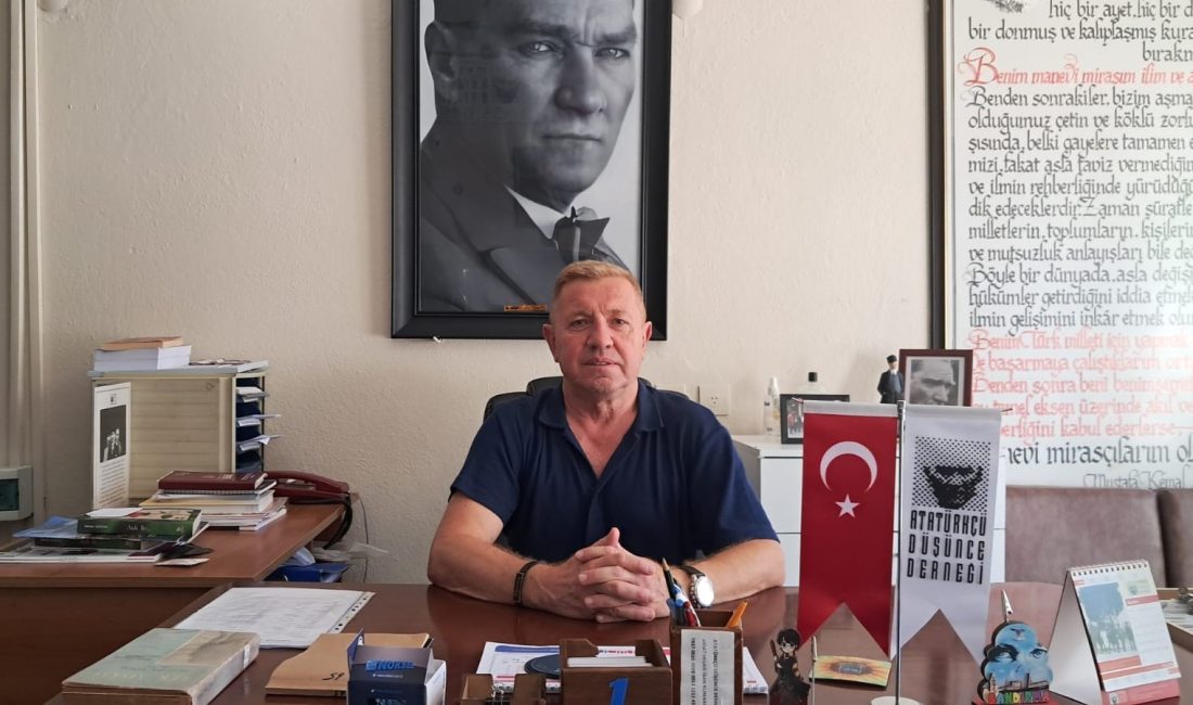 Atatürkçü Düşünce Derneği’nden öğrencilere burs desteği Atatürkçü Derneği ( ADD )Bandırma Şubesi, eğitim hayatına devam eden