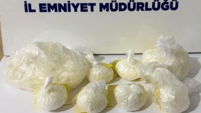 Bandırma ilçesinde ekiplerin dur ihtarına uymayarak kaçmaya çalışan motosiklet sürücüsü,