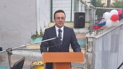 İlköğretim Haftası törenler ile kutlandı. İlk tören Cumhuriyet Meydanında gerçekleştirildi.