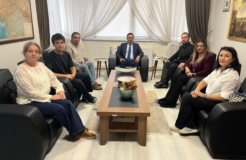 Bandırmalı öğrenci Mimar Sinan Güzel Sanatlar Üniversitesi’ni birincilikle kazandı Bandırma’da eğitim veren M.E.B. Özel Çizgi Sanat ve Bilim Akademisi