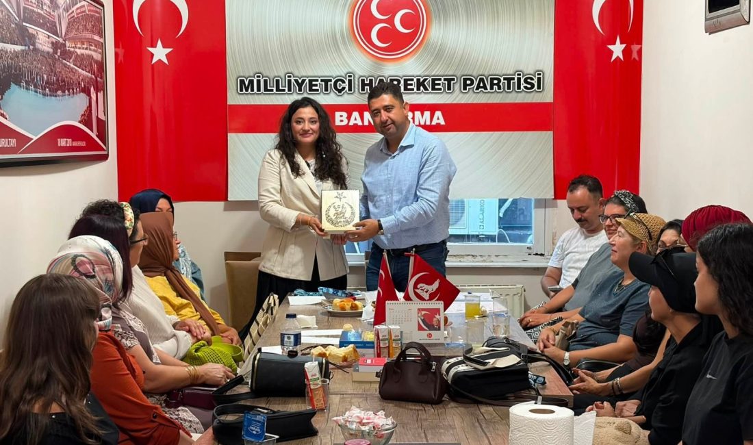MHP Bandırma teşkilatında kadınlarla buluşma MHP Bandırma İlçe Başkanı Harun Algül ve yönetimi, KAÇEP Başkanı