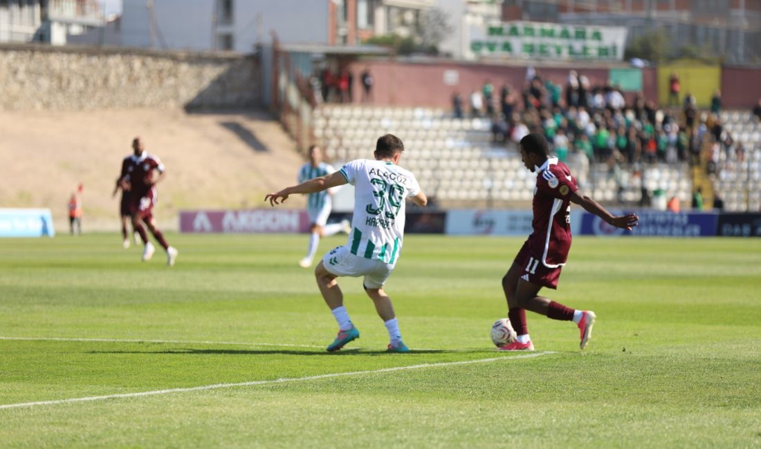 10 kişilik Iğdır’a da yenildik ( 1-2 ) BANDIRMASPOR: 1 IĞDIR FK: 2 HAKEMLER: Yusuf Ziya Gündüz, Burak